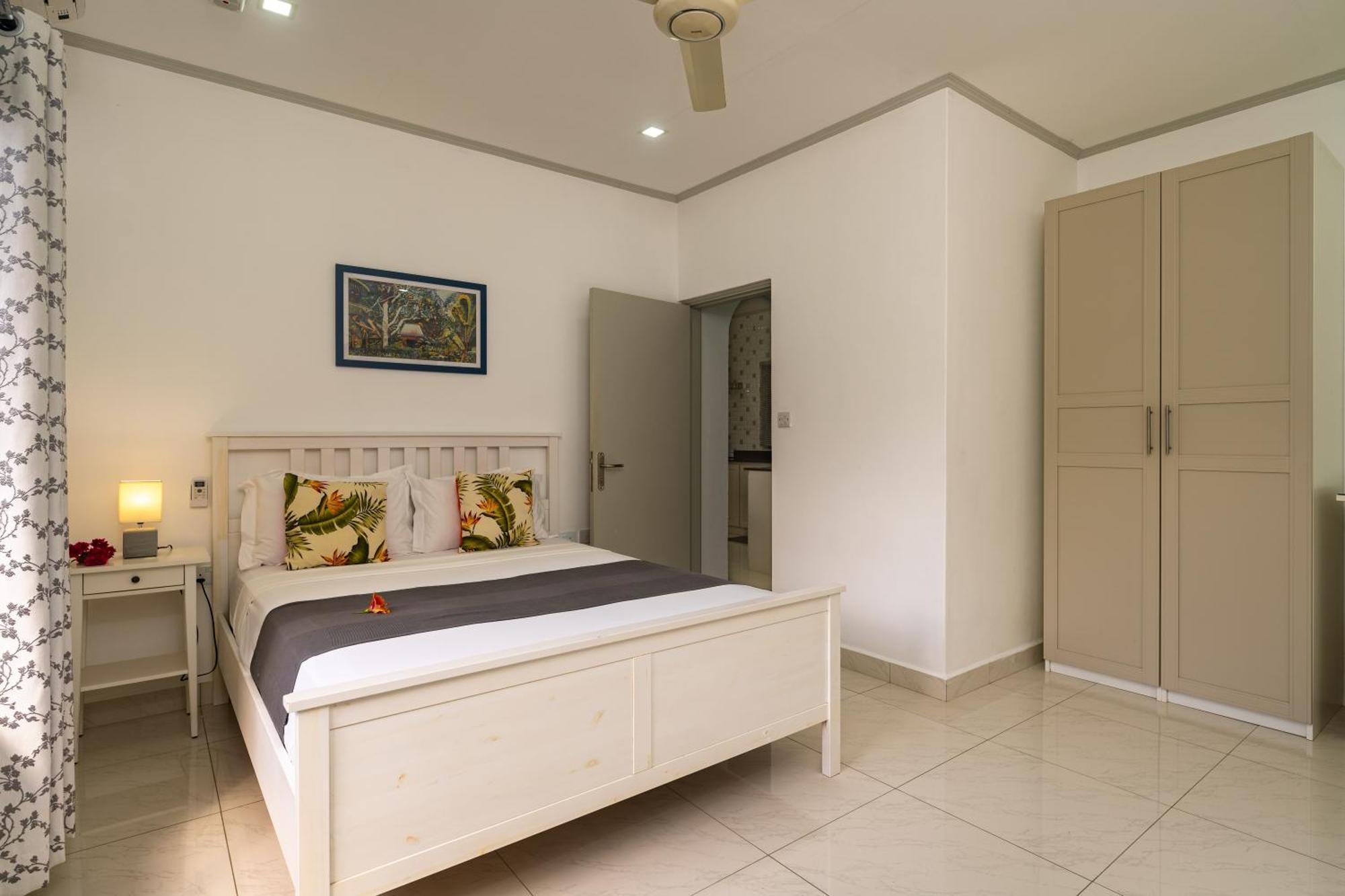 East Horizon Self Catering Apartment Au Cap Exterior photo